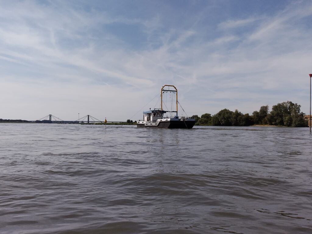 plasticvervuiling in de Rijn en Waal